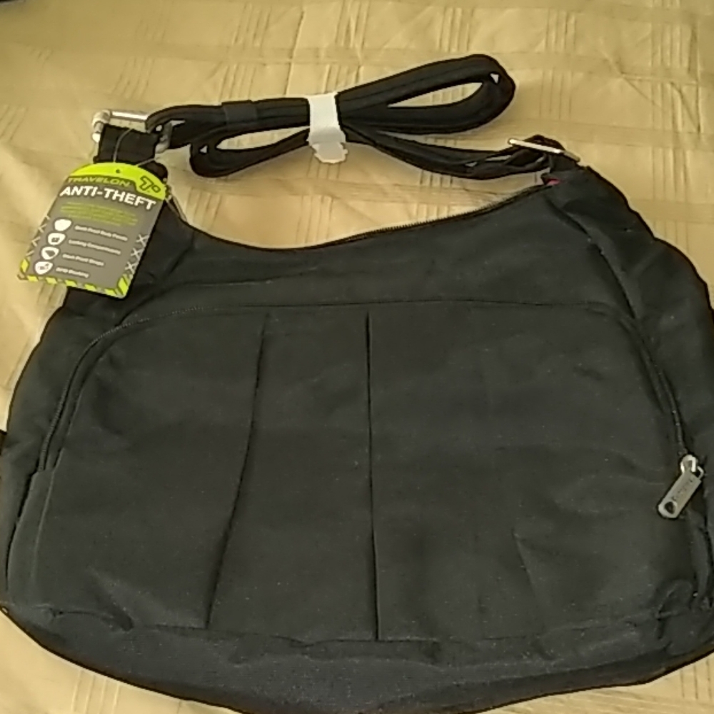 Travelon anti- theft Large crossbody NWT